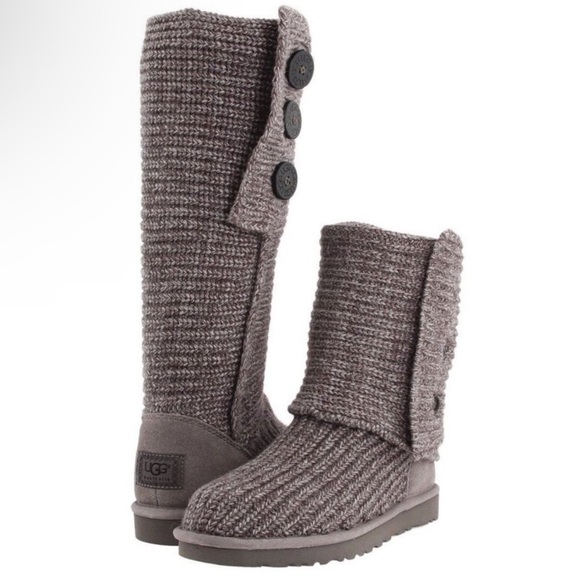 UGG Classic Carly II Knit Boot - Picture 1 of 12